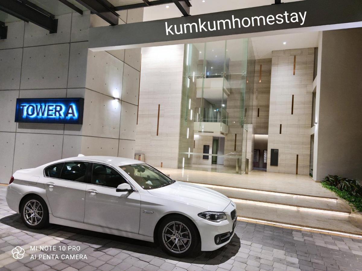 Kumkum Homestay Studio Nusajaya  Kültér fotó