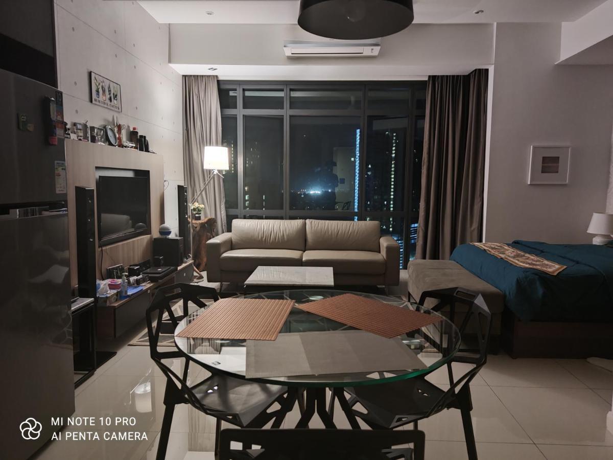 Kumkum Homestay Studio Nusajaya  Kültér fotó